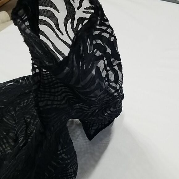 Bamboo Traders Blouse Womens Size Large Button Up Top 3/4 Sleeve Zebra Print - Picture 7 of 10